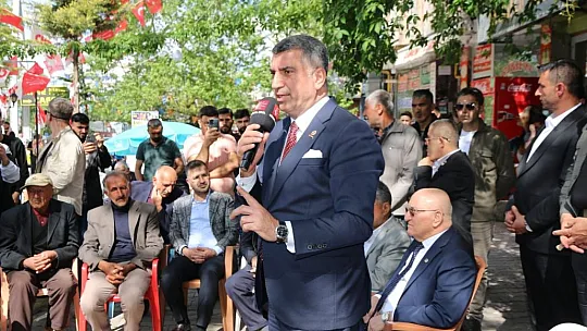 Erol: CHP'yi Hiç Kimse Terör Örgütüyle Örtüştüremez