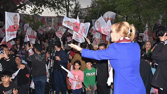 Açık: 'Beni Öyle Bir Oyla Gönderin Ki, Elazığ'ın İsteklerine Kimse Sessiz Kalamasın'