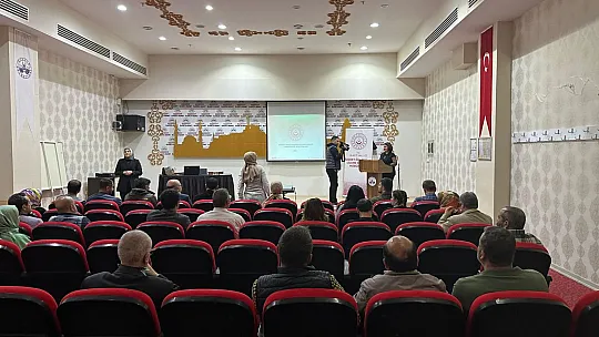 Elazığ Belediyesi'nden Farkındalık Amaçlı Seminer