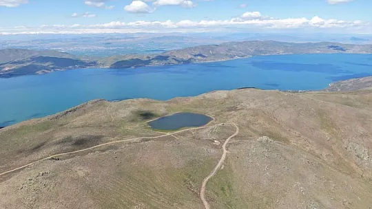Yağışlar arttı, Hazababa Dağı'ndaki Göl, Yeniden Doldu