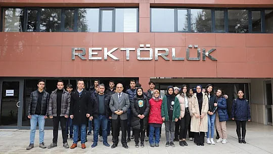 Fırat Üniversitesi'nin Lise Öğrencilerine Tanıtımı Devam Ediyor