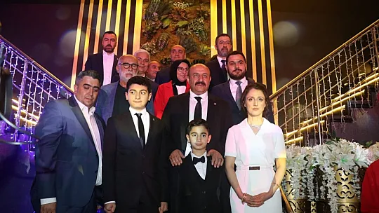 Demir Ailesinin Mutlu Günü