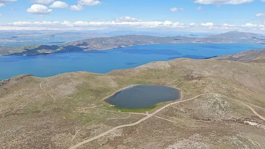 Yağışlar arttı, Hazababa Dağı'ndaki Göl, Yeniden Doldu