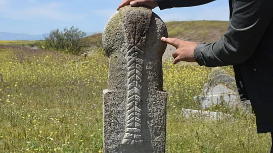 Elazığ'da Tarih ve Mirasın Buluştuğu Mezarlık