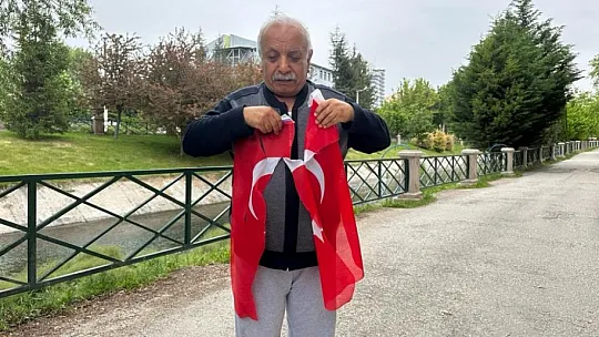 Türk Bayrağı'na ve Malatyalı Depremzedeye Çirkin Saldırı!