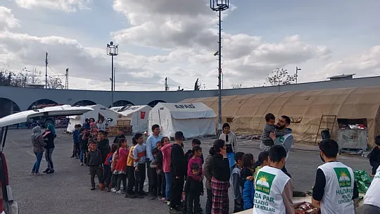 HÜDA PAR Elazığ Gençlik Kollarından Depremzede Çocuklara Psikososyal Destek