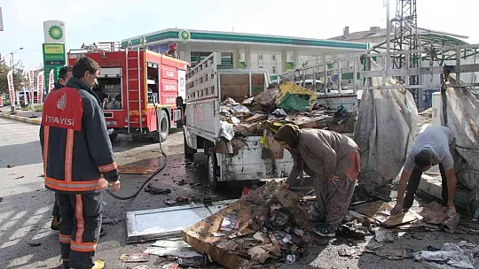 Alev Alev Yanan Pikabı Benzin İstasyonuna Çekerek Kurtardı