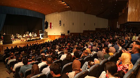 Aşık Veysel, Elazığ'da Türküleriyle Anıldı