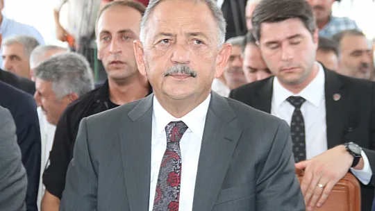 Bakan Özhaseki: 'Vatandaş Kendi Evini Yapacak Biz Parasını Vereceğiz'
