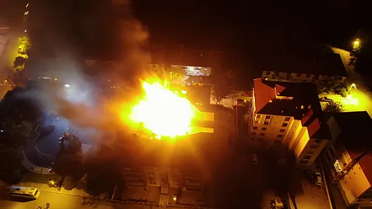 Elazığ'da Çatı Yangını