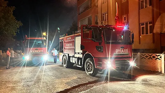 Elazığ'da 3 Saattir Süren Yangın Yoğun Uğraşlar Sonucu Söndürüldü!