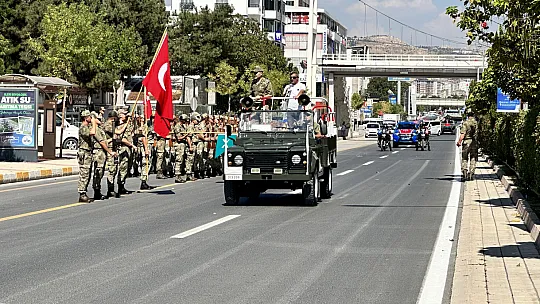 Elazığ'da Görsel Şölen Düzenlendi