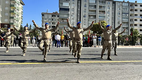 Elazığ'da Görsel Şölen Düzenlendi