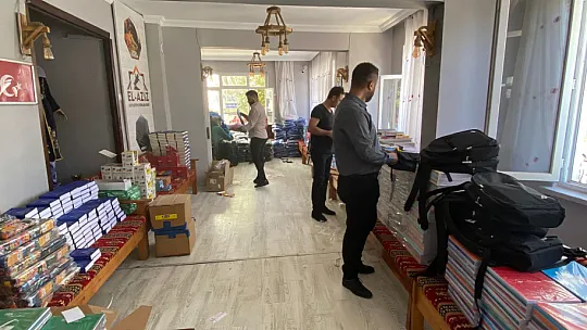 Elazığ'da Örnek 'Eğitim' Çalışması: Bin 500 Öğrenciye Kırtasiye Yardımı