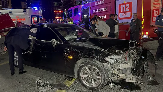 Elazığ'da Feci Kaza Çok Sayıda Yaralı Var!