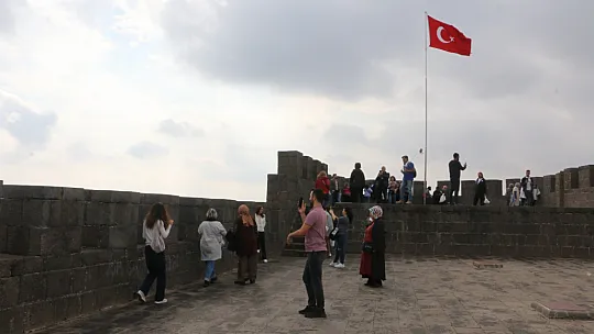 UNESCO'nun Gözbebeği Sonbaharda Eşsiz Manzarayı Sergiliyor