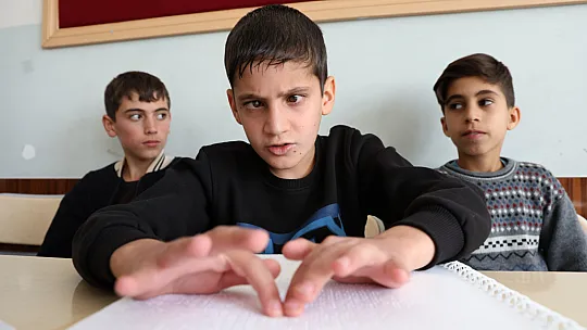 Görme Engelli Caner, Kırk Hadis Yarışmasında Birinci Oldu