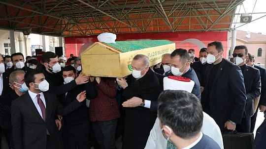 Hocaların Hocası Abdullah Nazırlı Tekbirlerle Uğurlandı