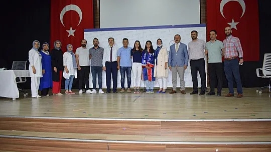 LGS birincisi Sare: 'Başarımı çok çalışmaya borçluyum'