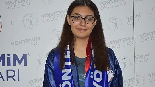 LGS birincisi Sare: 'Başarımı çok çalışmaya borçluyum'