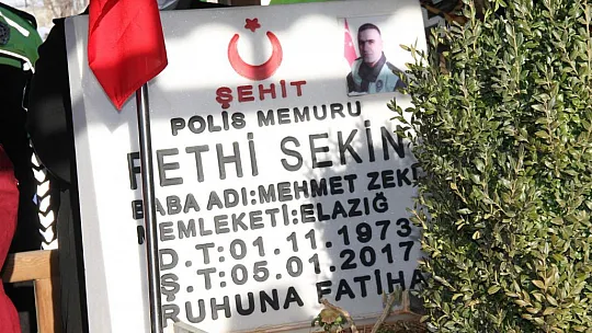 Şehit Kahraman Polis Fethi Sekin, Vefatının 5'inci Senesinde Kabri Başında Anıldı