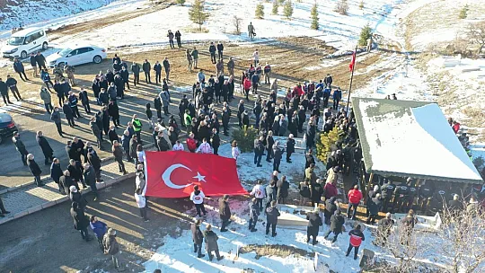 Şehit Kahraman Polis Fethi Sekin, Vefatının 5'inci Senesinde Kabri Başında Anıldı