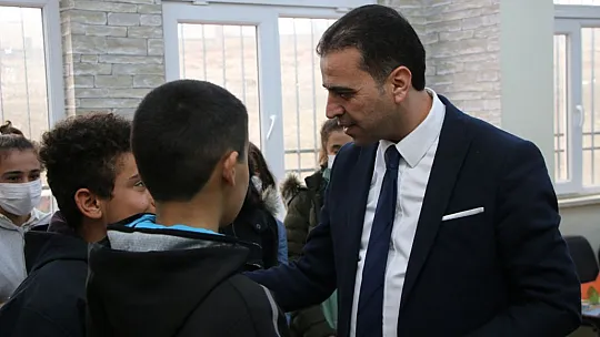 Elazığ'da 'Okul Destek Projesi' kapsamında öğrenci ve aileleriyle bir araya gelindi