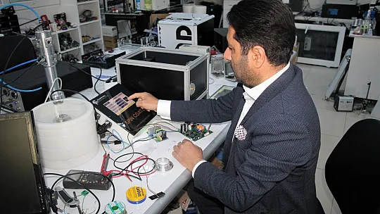 Fıratlı Profesörün Çalışmaları Dünyanın İlgi Odağı Oldu, Birçok Ülkeye İhraç Edildi