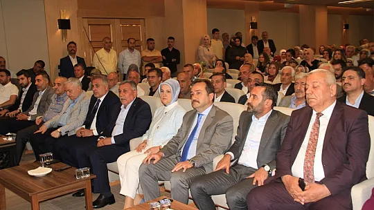 Ak Parti'de Bayramlaşma
