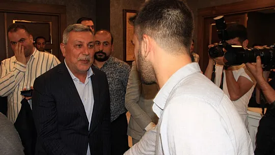 Ak Parti'de Bayramlaşma
