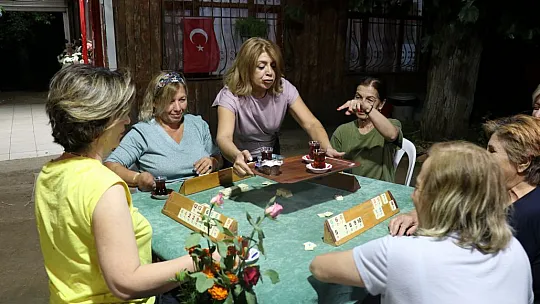 Bu Kıraathaneye Erkekler Giremiyor