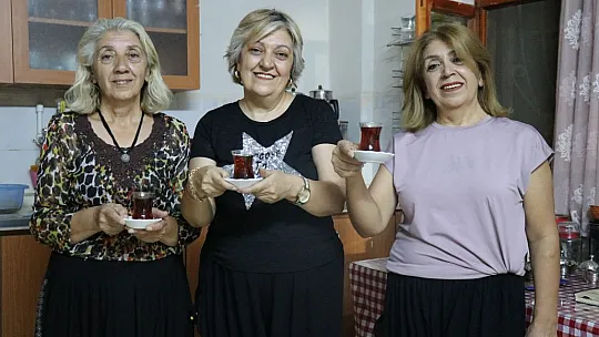 Bu Kıraathaneye Erkekler Giremiyor