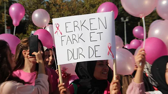 Elazığ'da 'Meme Kanseri Farkındalık' Yürüyüşü