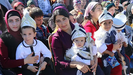 Elazığ'da Ahıska Türkü Çocuklar İçin Toplu Sünnet Töreni Düzenlendi