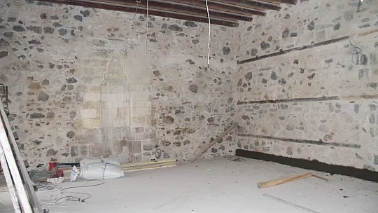 515 yıllık tarihi Ahmet Bey Camisinde restorasyon çalışmaları sürüyor