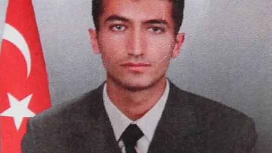 Şehit annesi oğlu için türkü yazdı, dinleyenler duygulandı