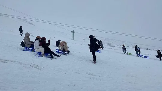 Hazarbaba Kayak Merkezinde Sezon Açıldı mı?