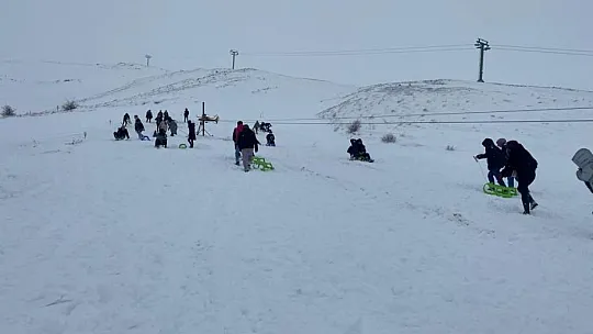 Hazarbaba Kayak Merkezinde Sezon Açıldı mı?