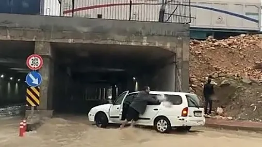 Şanlıurfa ve Adıyaman'ı sel vurdu: 1 ölü, 10 kayıp