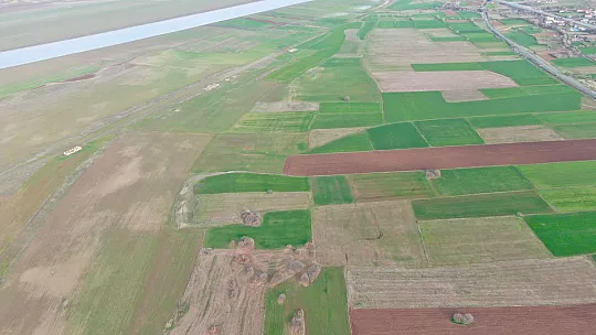 Baraj sahasını eken çiftçiler: 'Sular gelirse her şey gider'