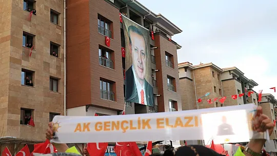 Cumhurbaşkanı Erdoğan, Elazığ'da depremzedelere seslendi