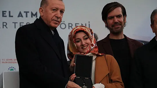 Cumhurbaşkanı Erdoğan, Elazığ'da depremzedelere seslendi