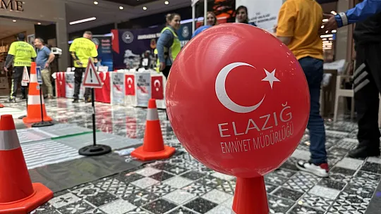 Elazığ'da polis ve jandarma ekipleri vatandaşları bilgilendirdi