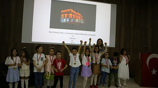 Elazığ'da Zeka ve Yetenek Okulu öğrencileri başarılarıyla ödüllendirildi