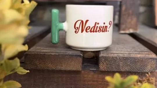 Kendi Tasarladığı Ürün ve Hizmetleri Sosyal Medya Üzerinden Satışını Gerçekleştiriyor