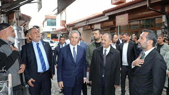 Başkan Şerifoğulları ve Özhaseki Vatandaşlar ve Esnafı Ziyaret Etti