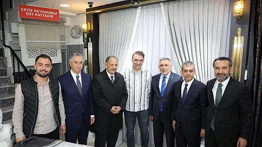 Başkan Şerifoğulları ve Özhaseki Vatandaşlar ve Esnafı Ziyaret Etti