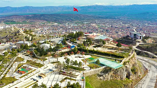 4 Yılda Dev Hizmetler...