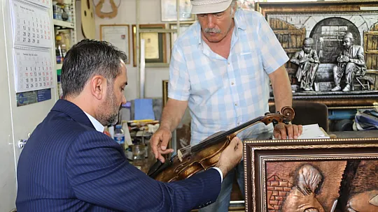 Başkan Şerifoğulları, Engelsiz Yaşam Merkezi'nde İncelemelerde Bulundu