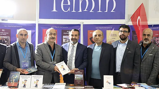 Başkan Şerifoğulları Kitap Fuarında